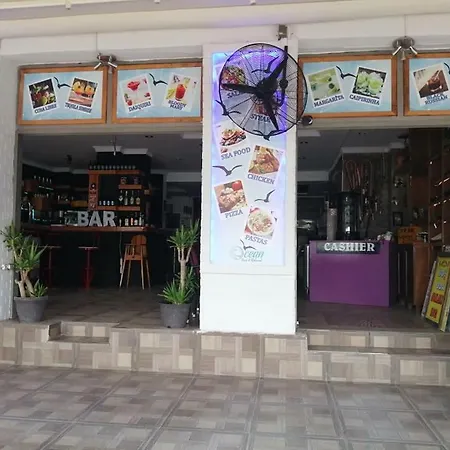 George & Dragon מלון מרמריס